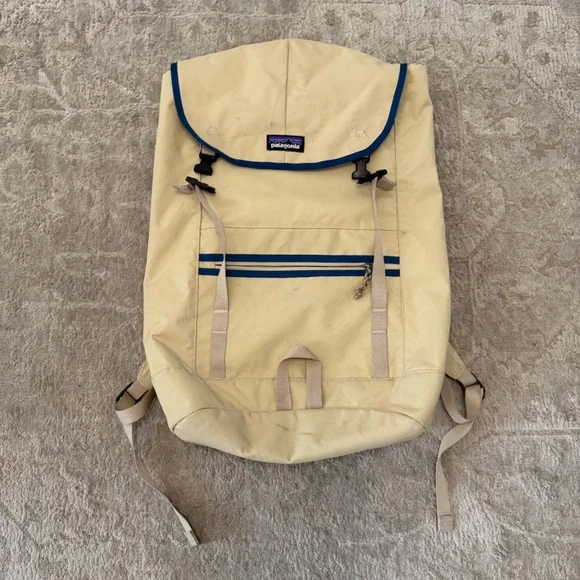 Patagonia 25L Arbor Classic Backpack - Picture 1 of 9